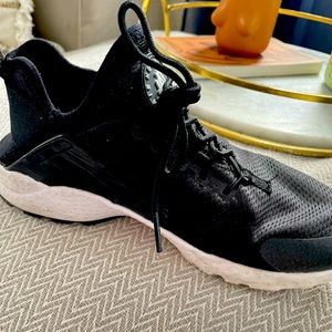 Nike Huarache Sneakers